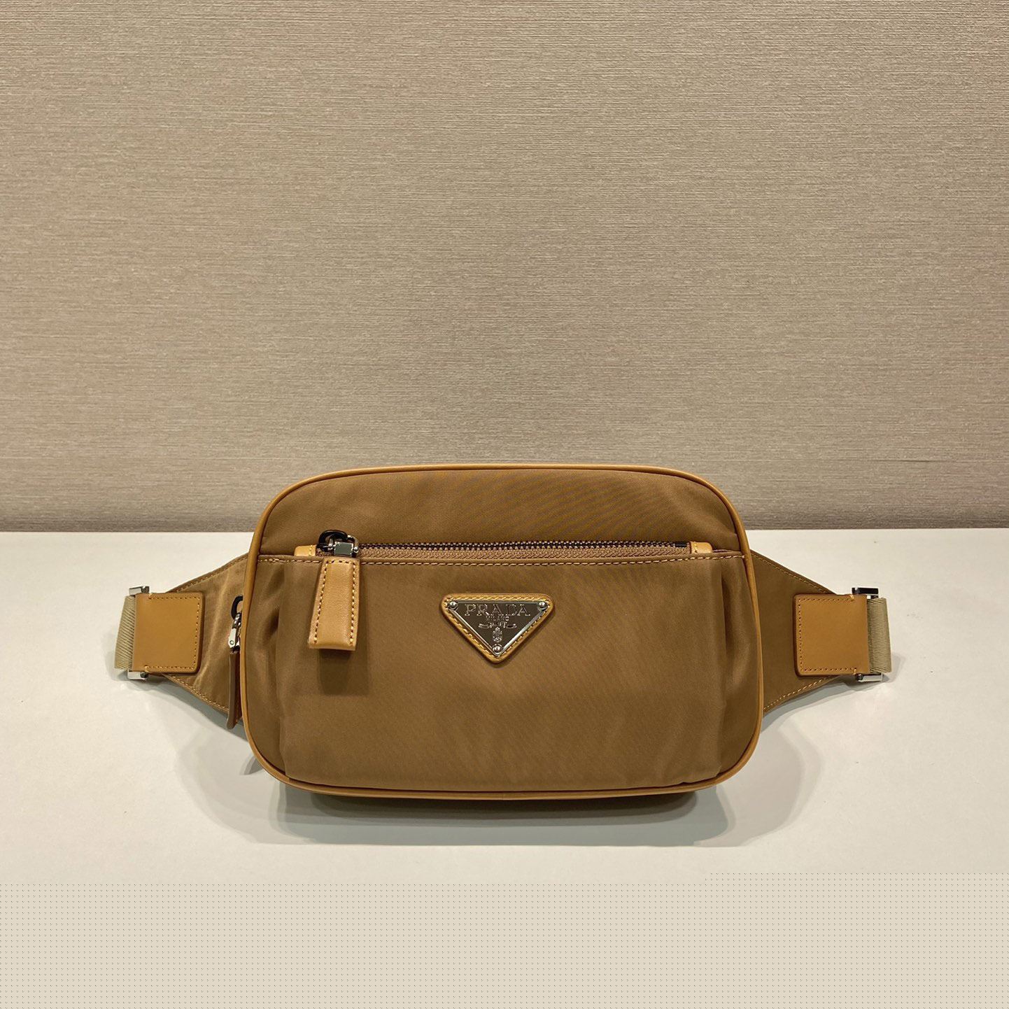 Pra*a waist & chest packs